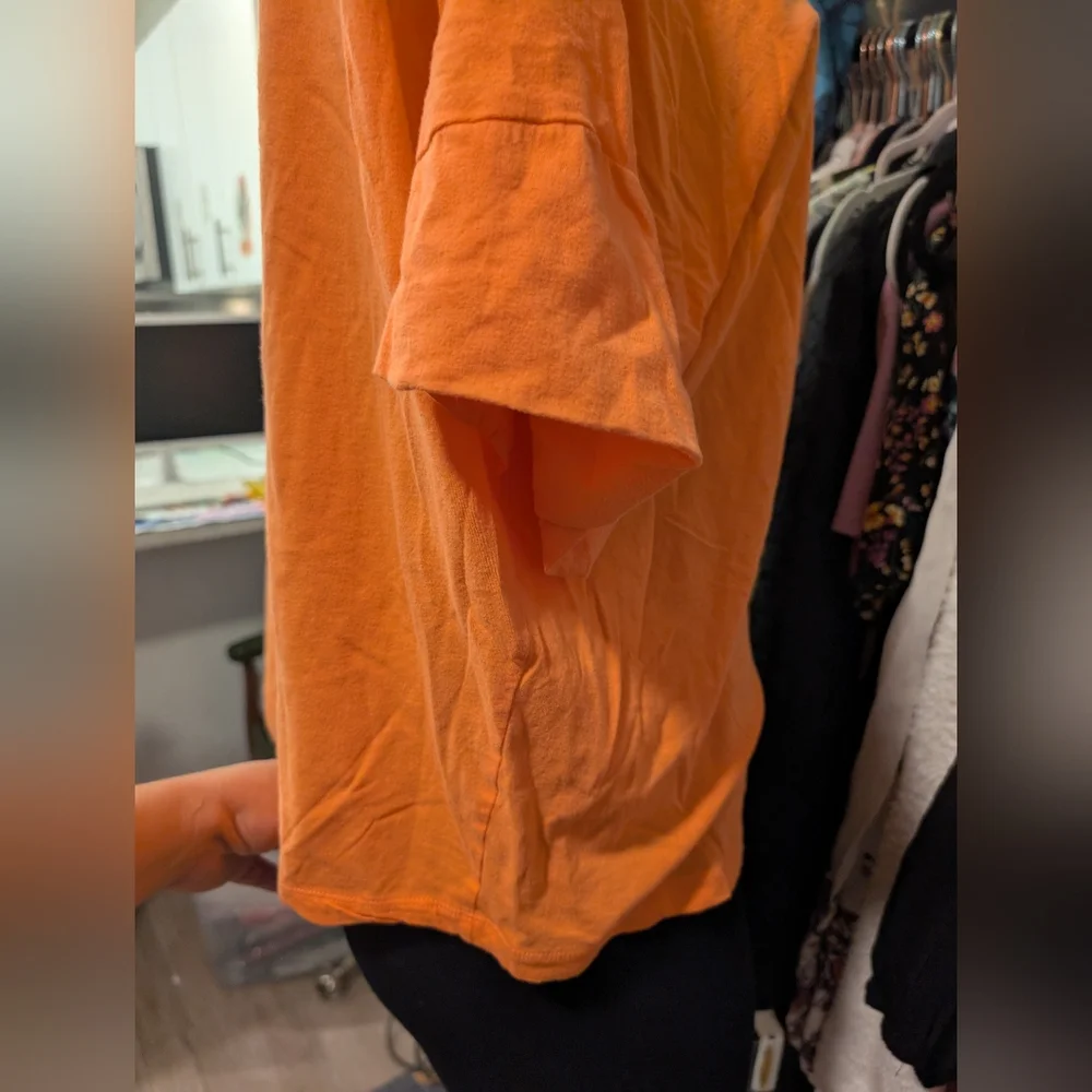 Kate Spade Saturday Orange‎ T-shirt Size Large